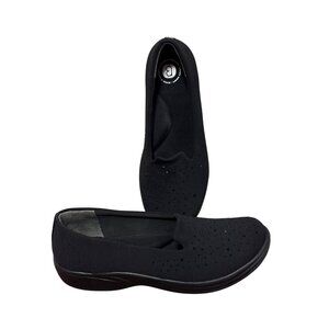 BZEES WOMENS COMFORT SLIP-ON POPPYSEED 10M BLACK STUD MACHINE WASHABLE